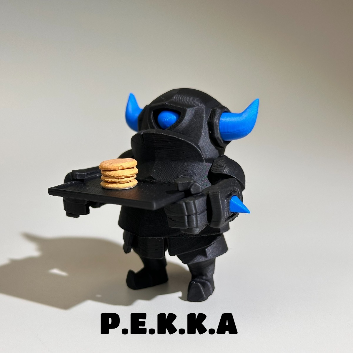 Clash Royale P.E.K.K.A. with P - Gaming Accessories For Room recensie en prijs